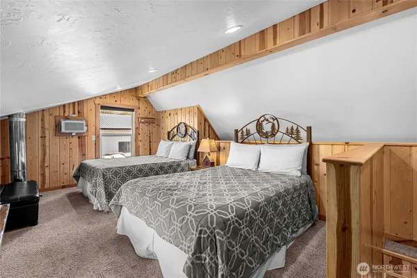$1,300,000 | 9864 East Leavenworth Road, Leavenworth, WA 98826