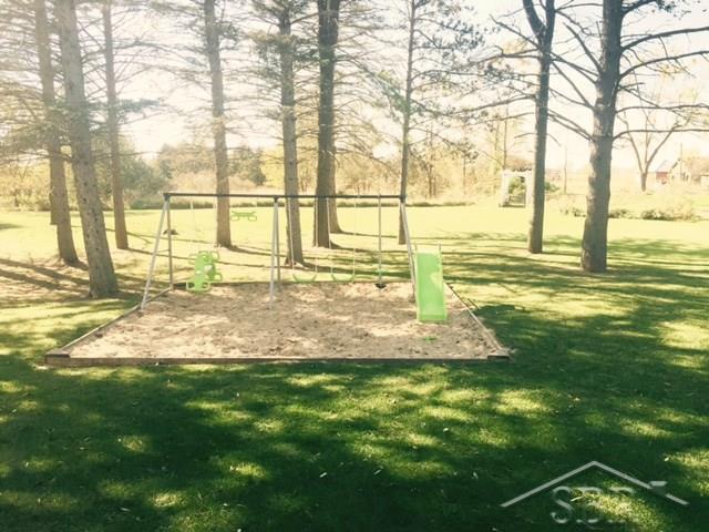 4520 South Raucholz Road Hemlock, MI 48626 - Photo 21 of 22 31262418-20.JPG