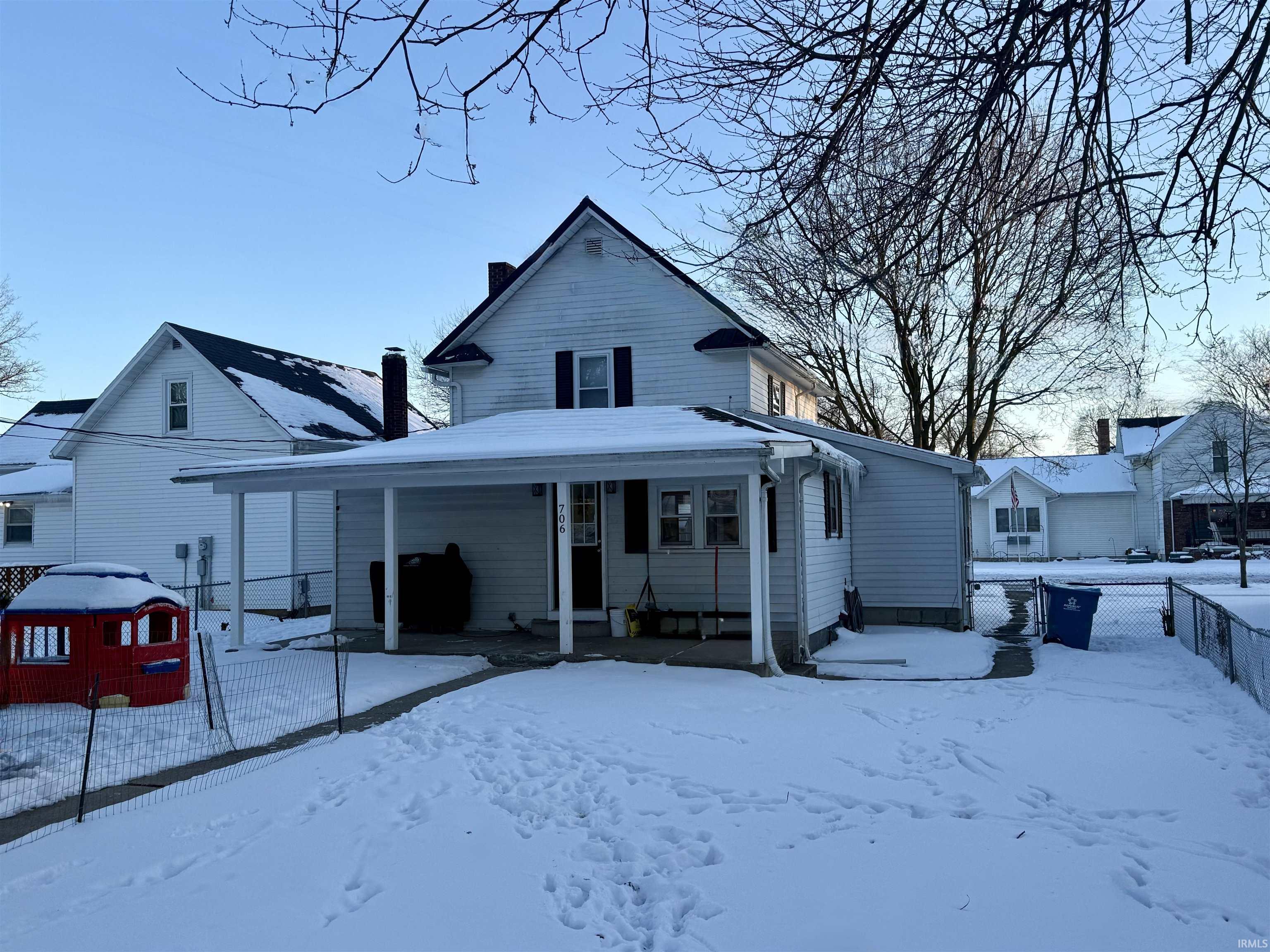 706 East 9th Street Auburn, IN 46706 - Photo 3 of 22