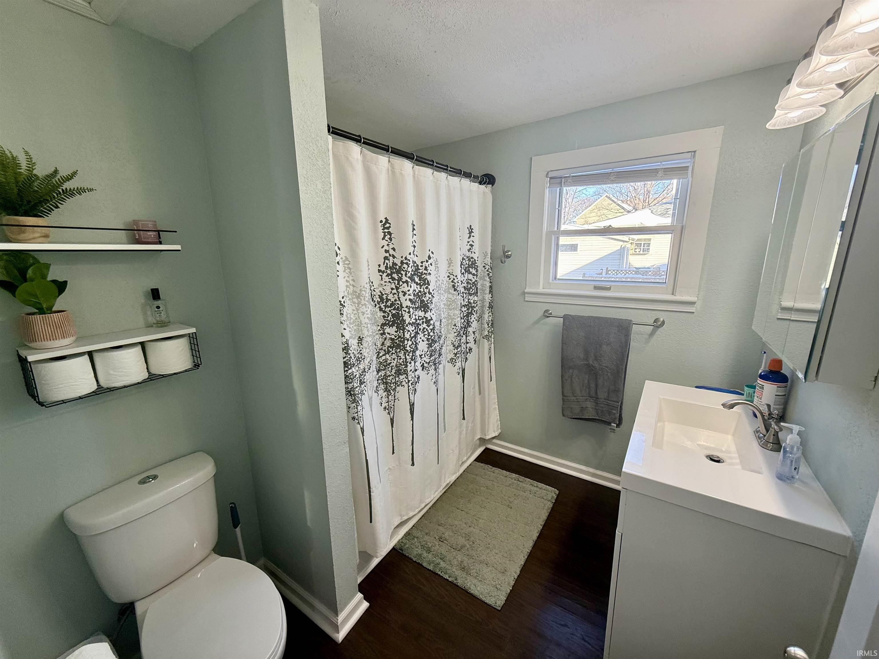 706 East 9th Street Auburn, IN 46706 - Photo 9 of 22