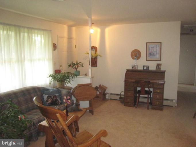 2710 Flintstone Road Freeland, MD 21053 - Photo 6 of 15 Living Room