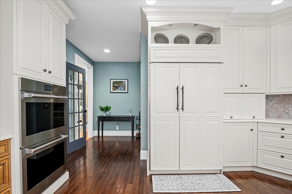 14 Orchard Road Southborough, MA 01772 - Photo 8 of 42 Gallery Image 8