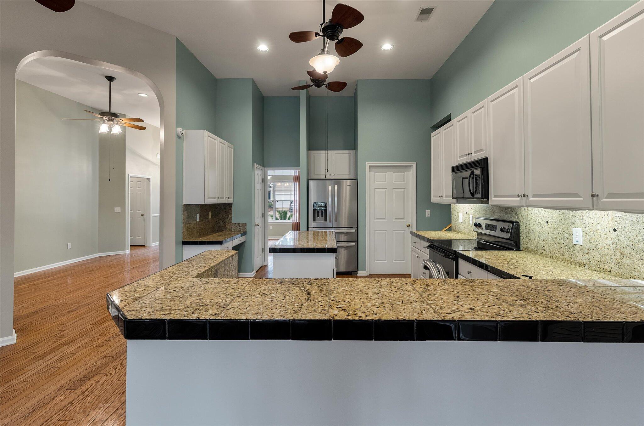 534 Pointe Of Oaks Road Summerville, SC 29485 - Photo 15 of 58 21-534 Pointe of Oaks_i_Lowcountry_Expos