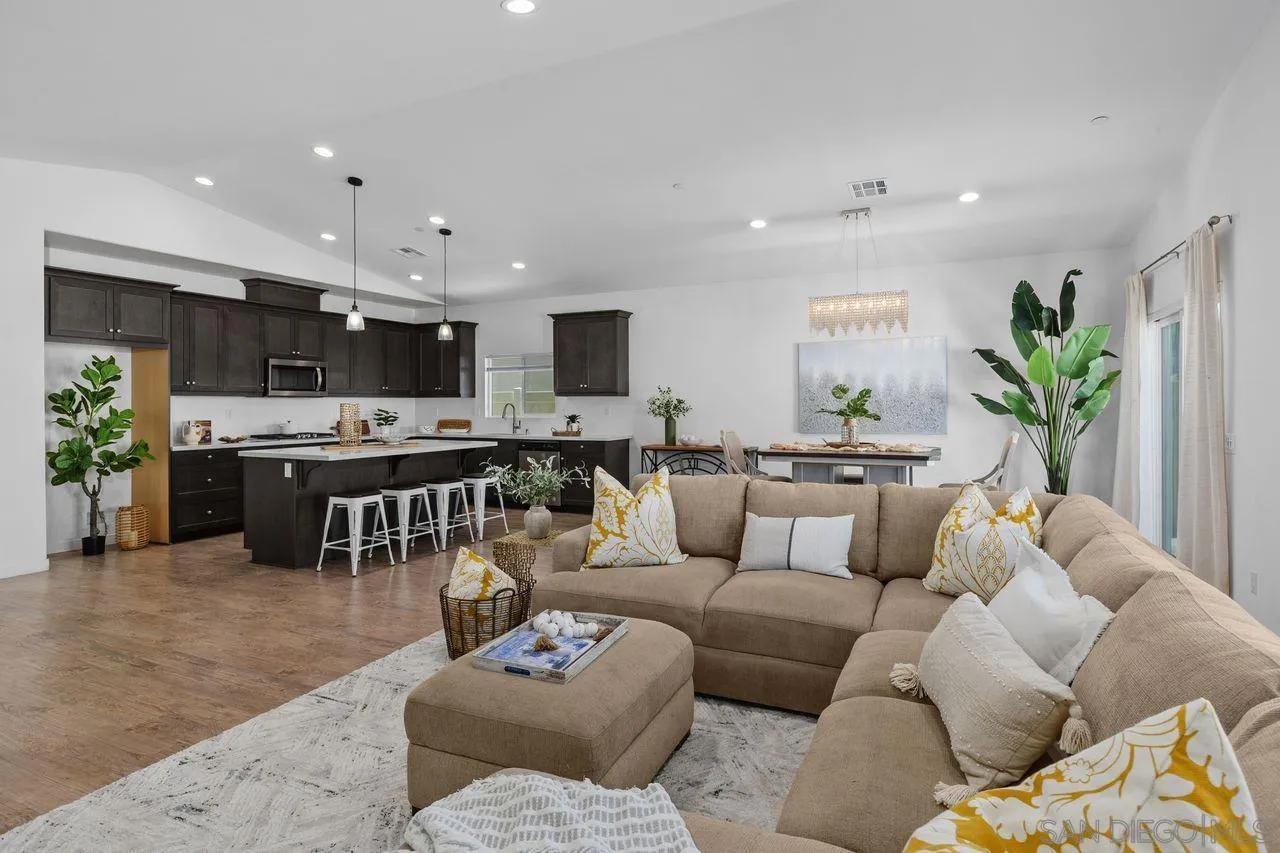 34751 Ribbon Grass Way Murrieta, CA 92563 - Photo 9 of 48