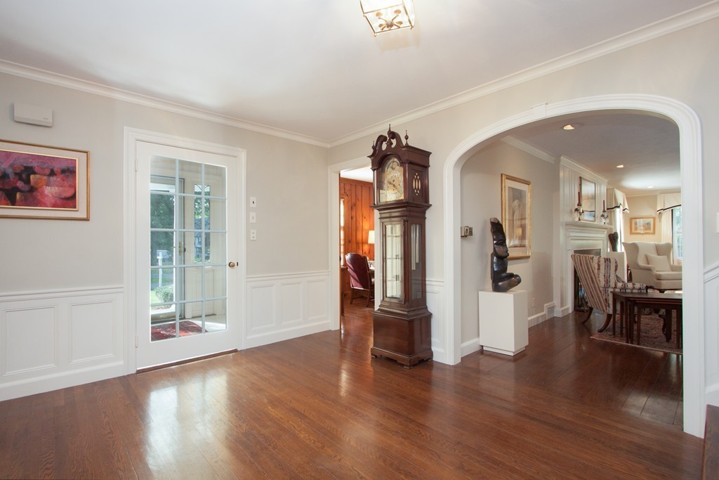 205 Colony Road Longmeadow, MA 01106 - Photo 3 of 30 Gallery Image 3