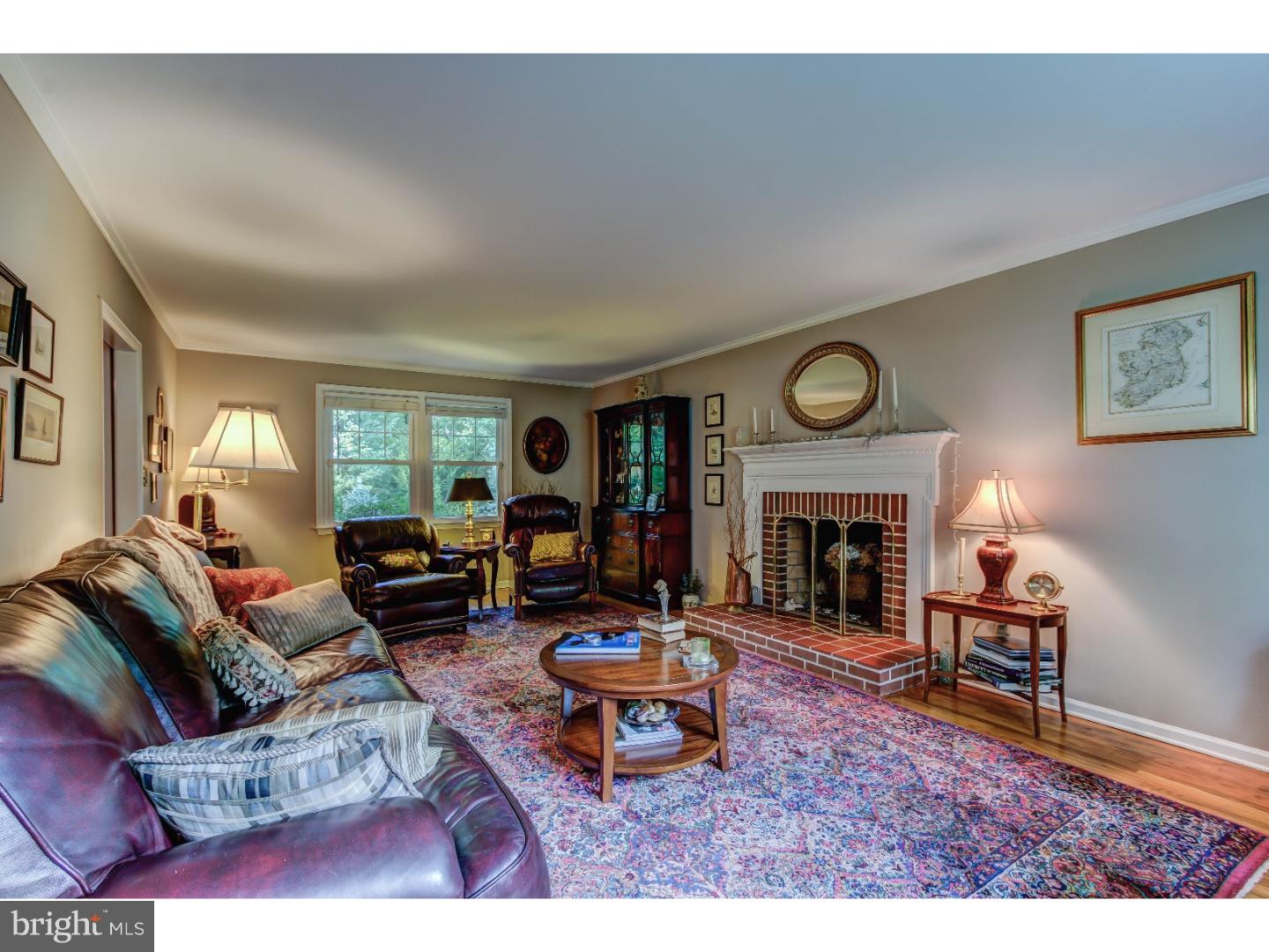 33 Peddrick Road Wayne, PA 19087 - Photo 4 of 25