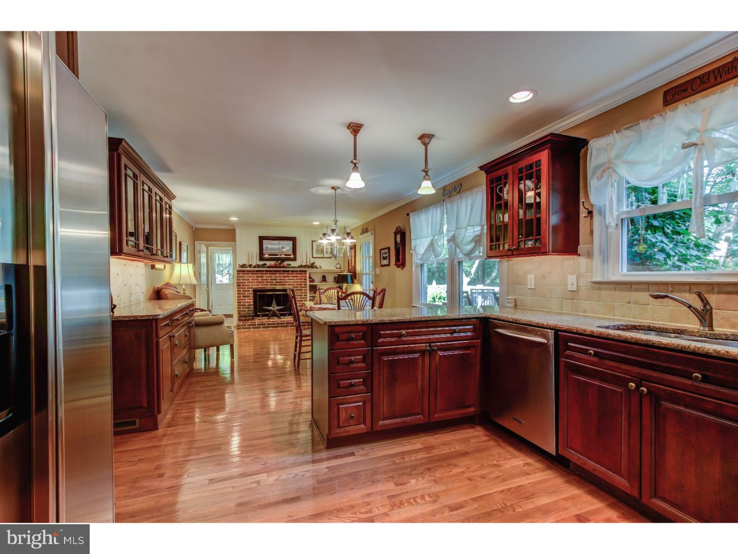 33 Peddrick Road Wayne, PA 19087 - Photo 9 of 25
