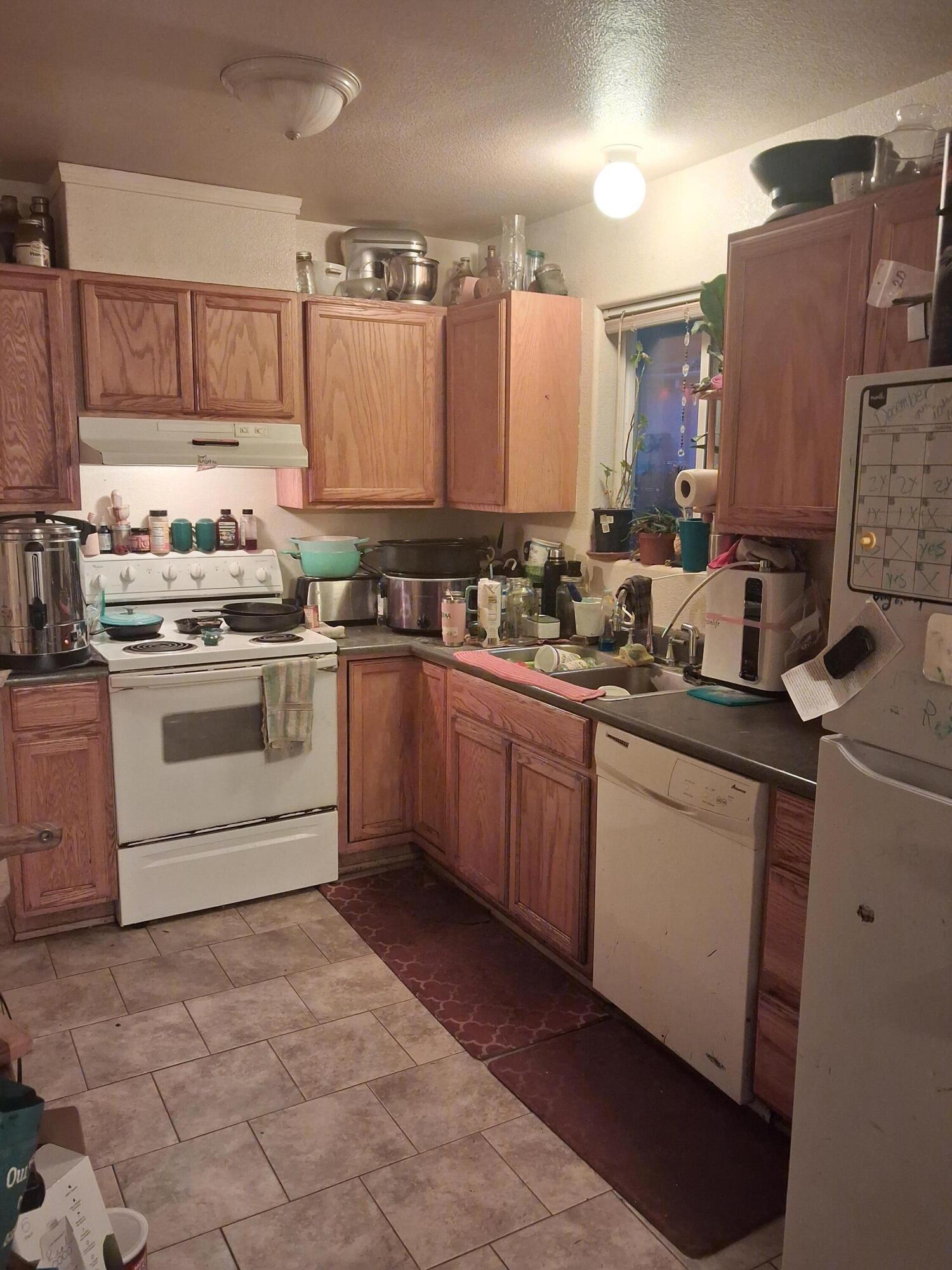 455 Addison Lane Cave Junction, OR 97523 - Photo 5 of 11 1000004340