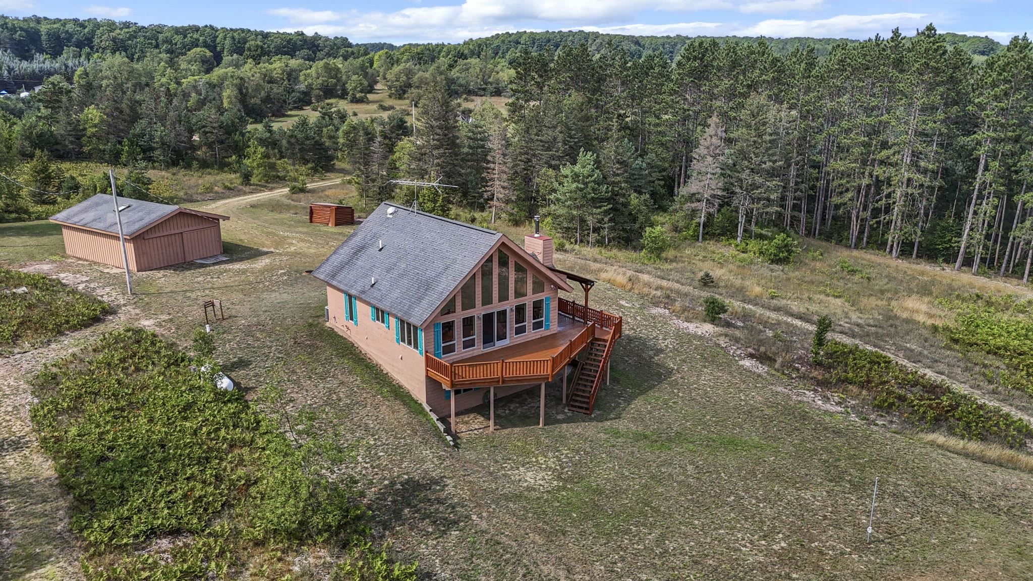 8783 West 10 Road Mesick, MI 49668 - Photo 2 of 84 1949232-c6a1e107-070b-4ba3-b5e4-41ba5ca57bc3.JPG