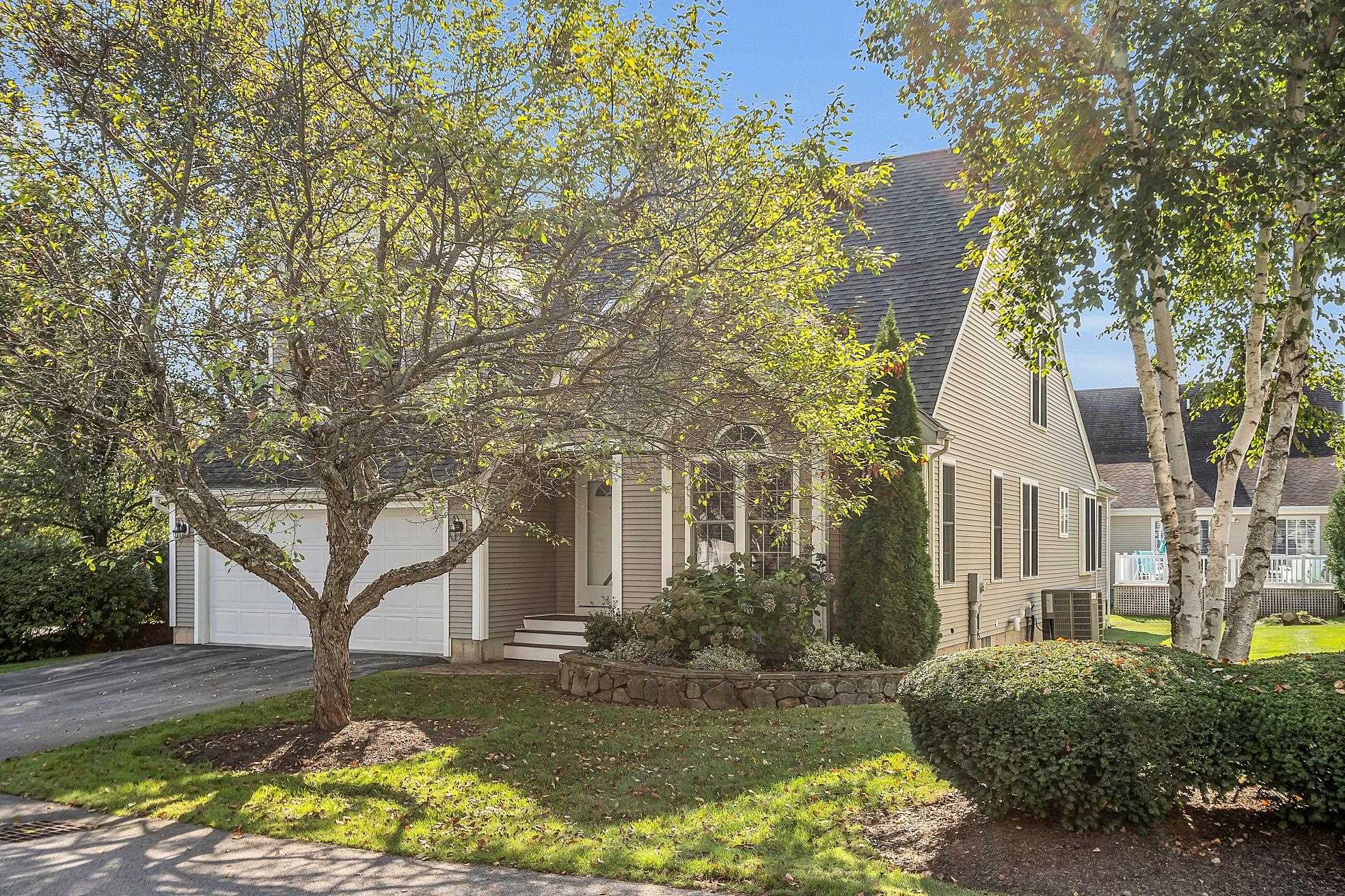 92 Hampton Meadows Hampton, NH 03842 - Photo 13 of 30