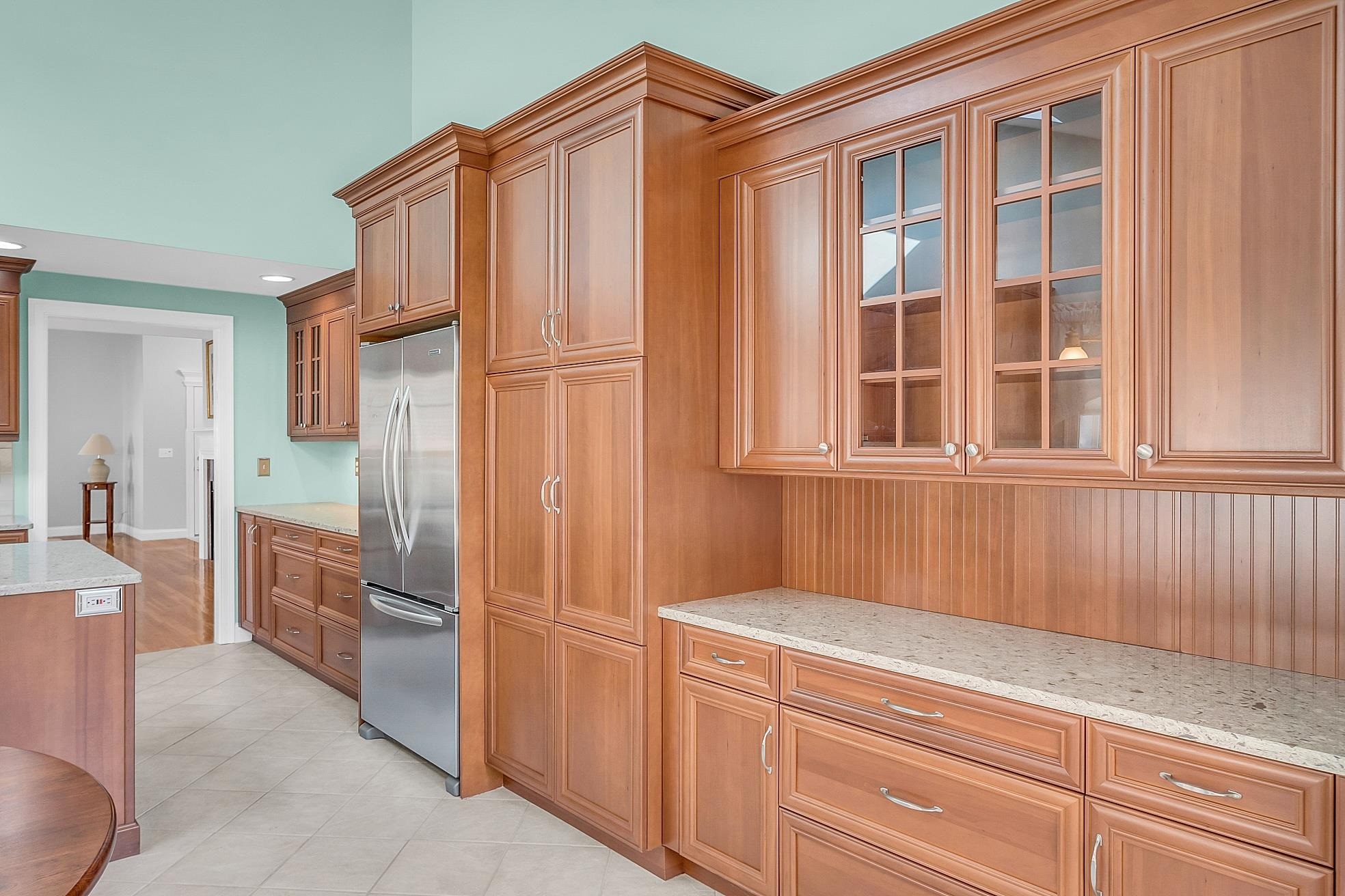 92 Hampton Meadows Hampton, NH 03842 - Photo 4 of 30