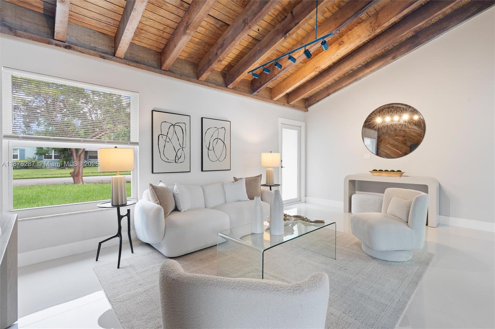 6816 Northwest 26th Avenue Fort Lauderdale, FL 33309 - Photo 5 of 25