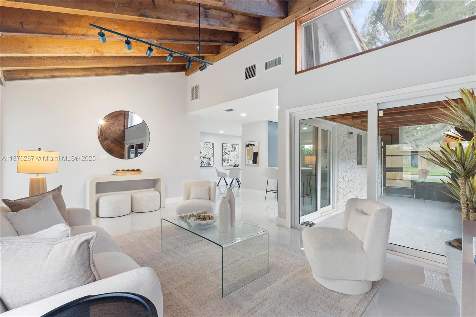 6816 Northwest 26th Avenue Fort Lauderdale, FL 33309 - Photo 6 of 25