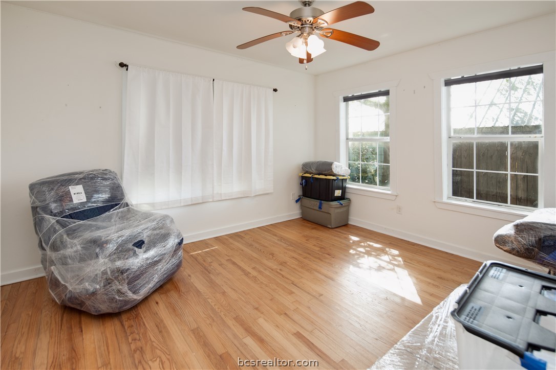 1204 East 28th Street Bryan, TX 77803 - Photo 17 of 22 a living room with furniture and a window