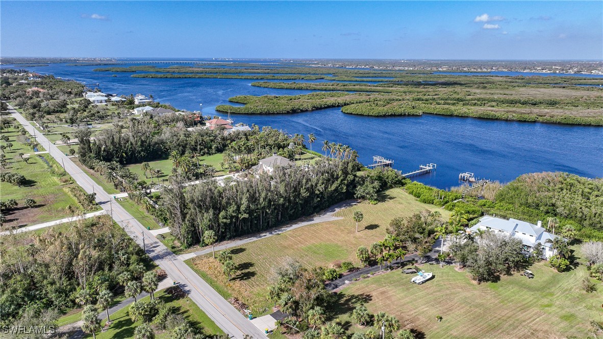 6500 Riverside Drive Punta Gorda, FL 33982 - Photo 11 of 41 Gallery Image 11