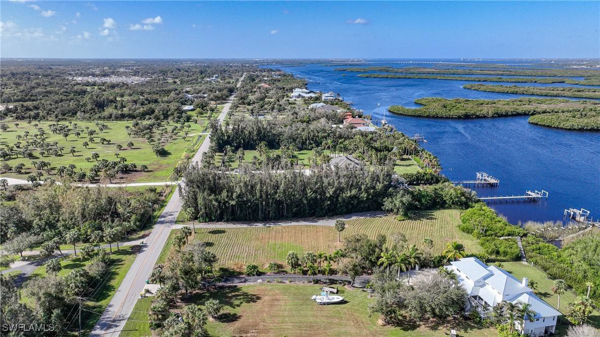 6500 Riverside Drive Punta Gorda, FL 33982 - Photo 12 of 41 Gallery Image 12
