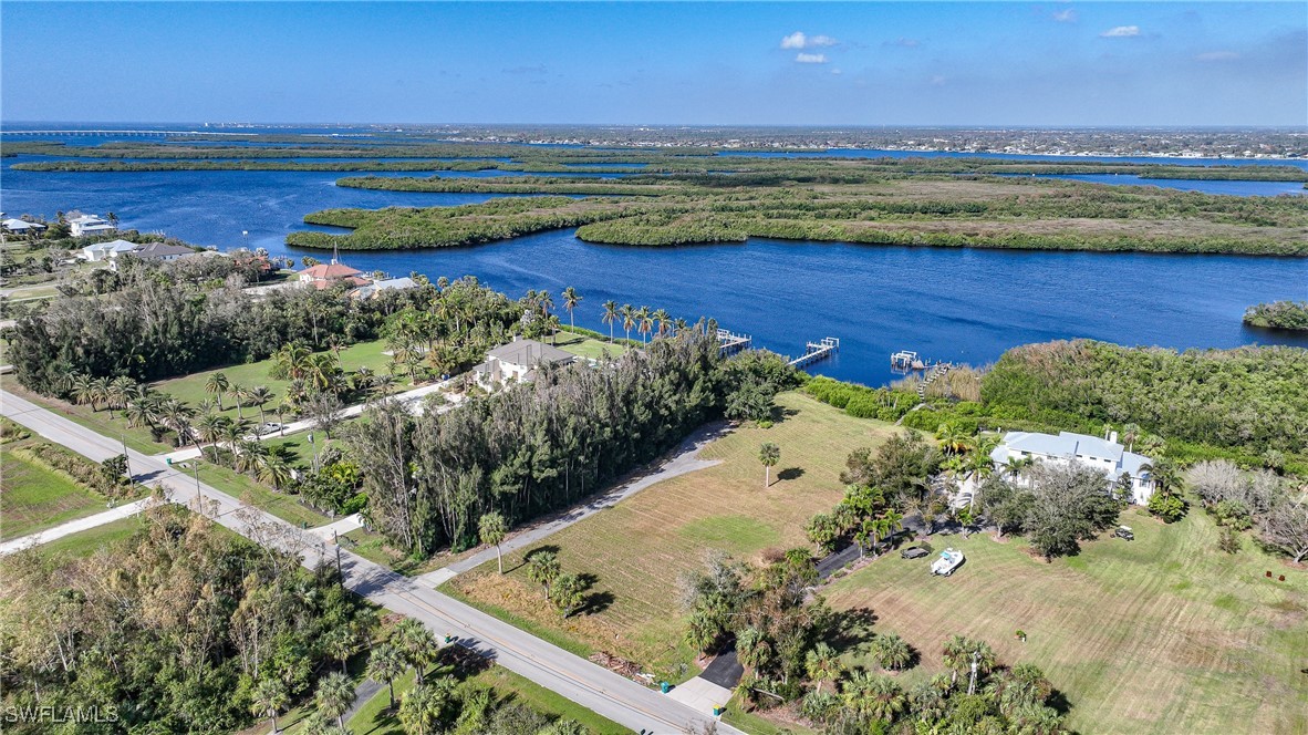 6500 Riverside Drive Punta Gorda, FL 33982 - Photo 10 of 41 Gallery Image 10