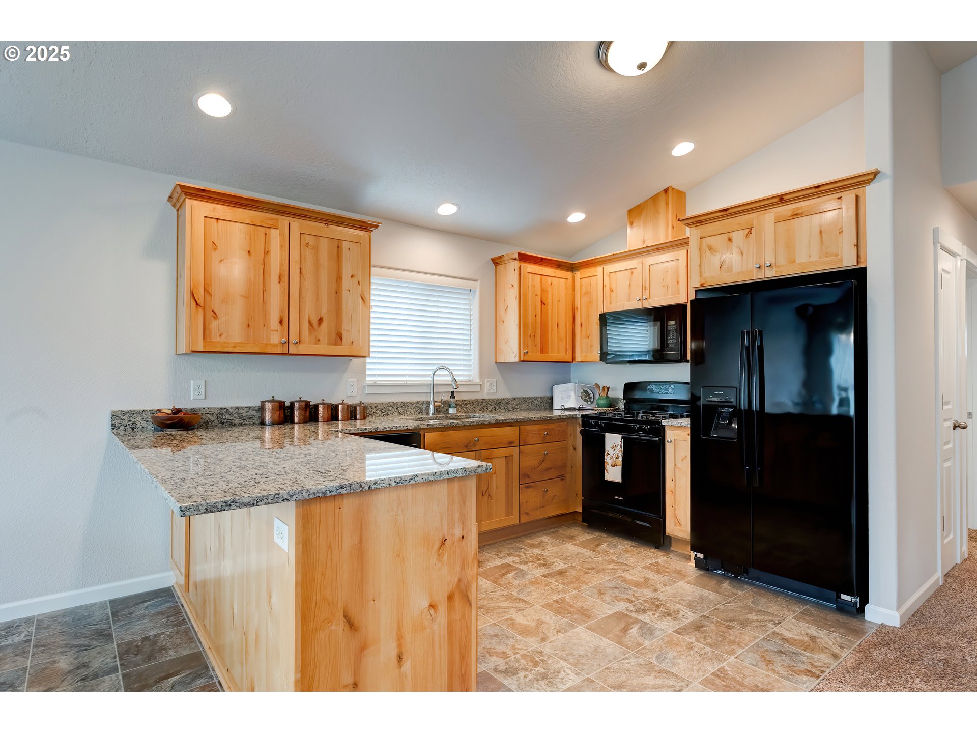 482 Southeast Isenberg Street Dallas, OR 97338 - Photo 21 of 39