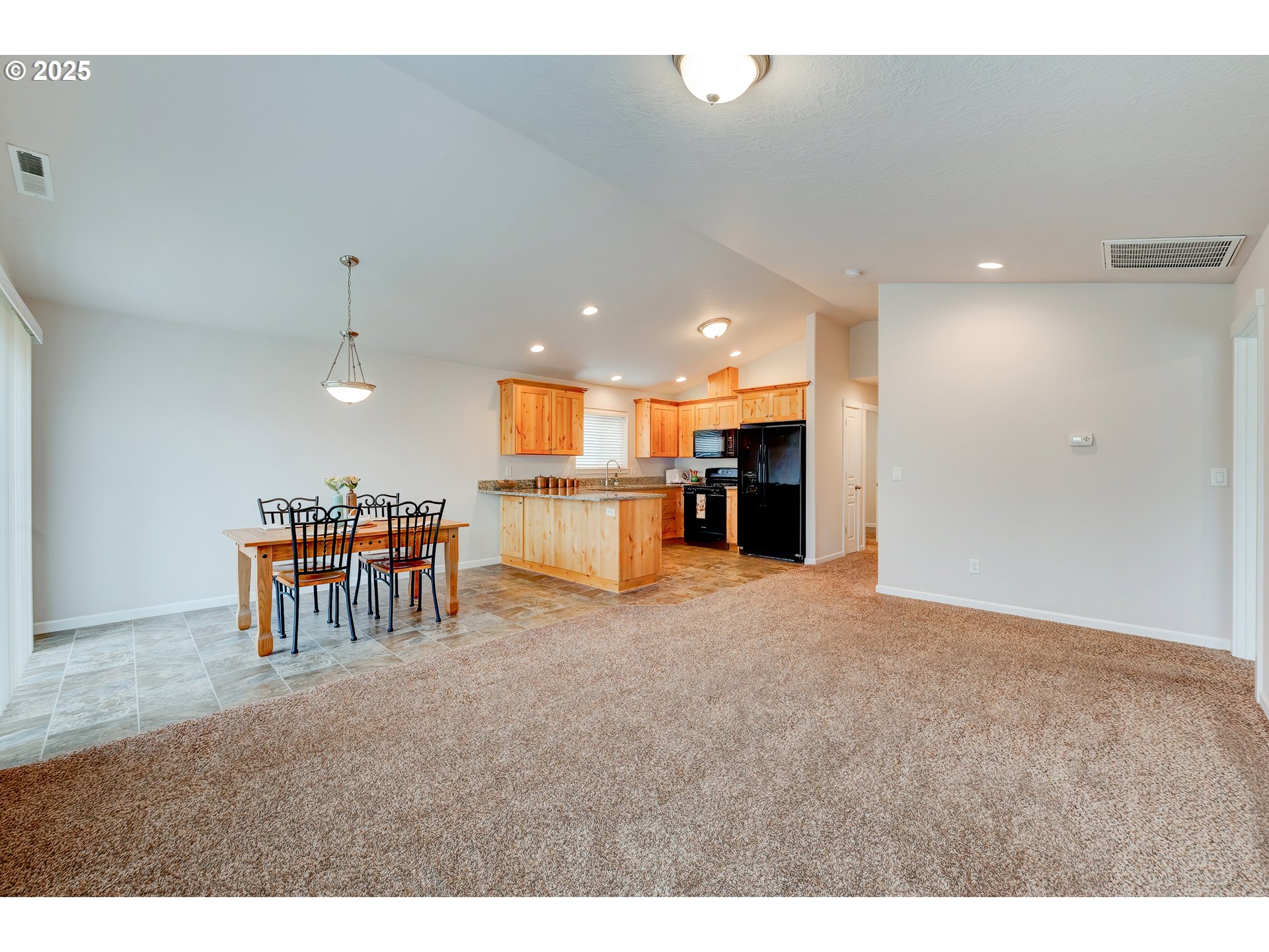 482 Southeast Isenberg Street Dallas, OR 97338 - Photo 26 of 39