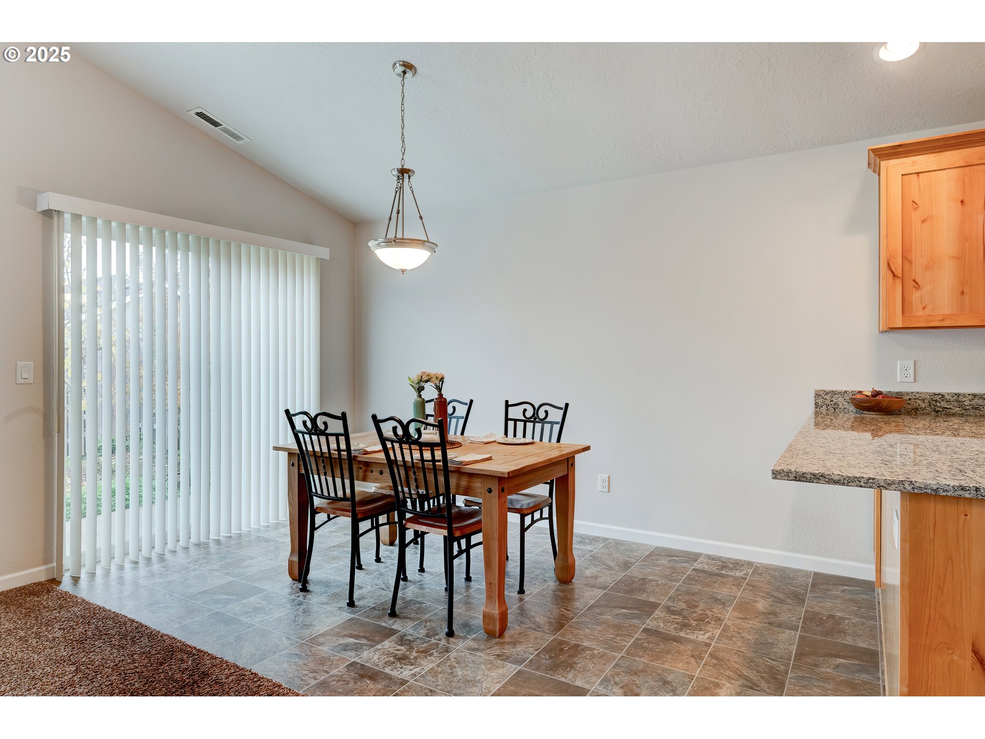 482 Southeast Isenberg Street Dallas, OR 97338 - Photo 27 of 39