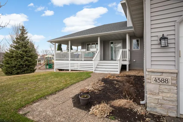 $482,000 | 4588 Lasalle Avenue, St. Michael, MN 55376