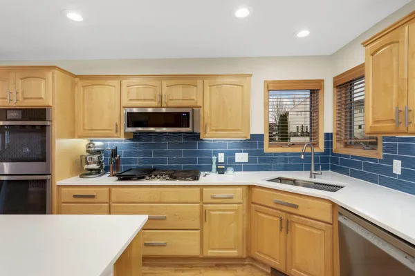 $482,000 | 4588 Lasalle Avenue, St. Michael, MN 55376