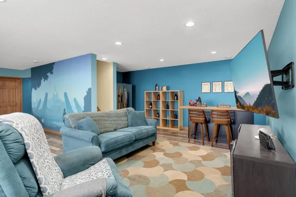 $482,000 | 4588 Lasalle Avenue, St. Michael, MN 55376