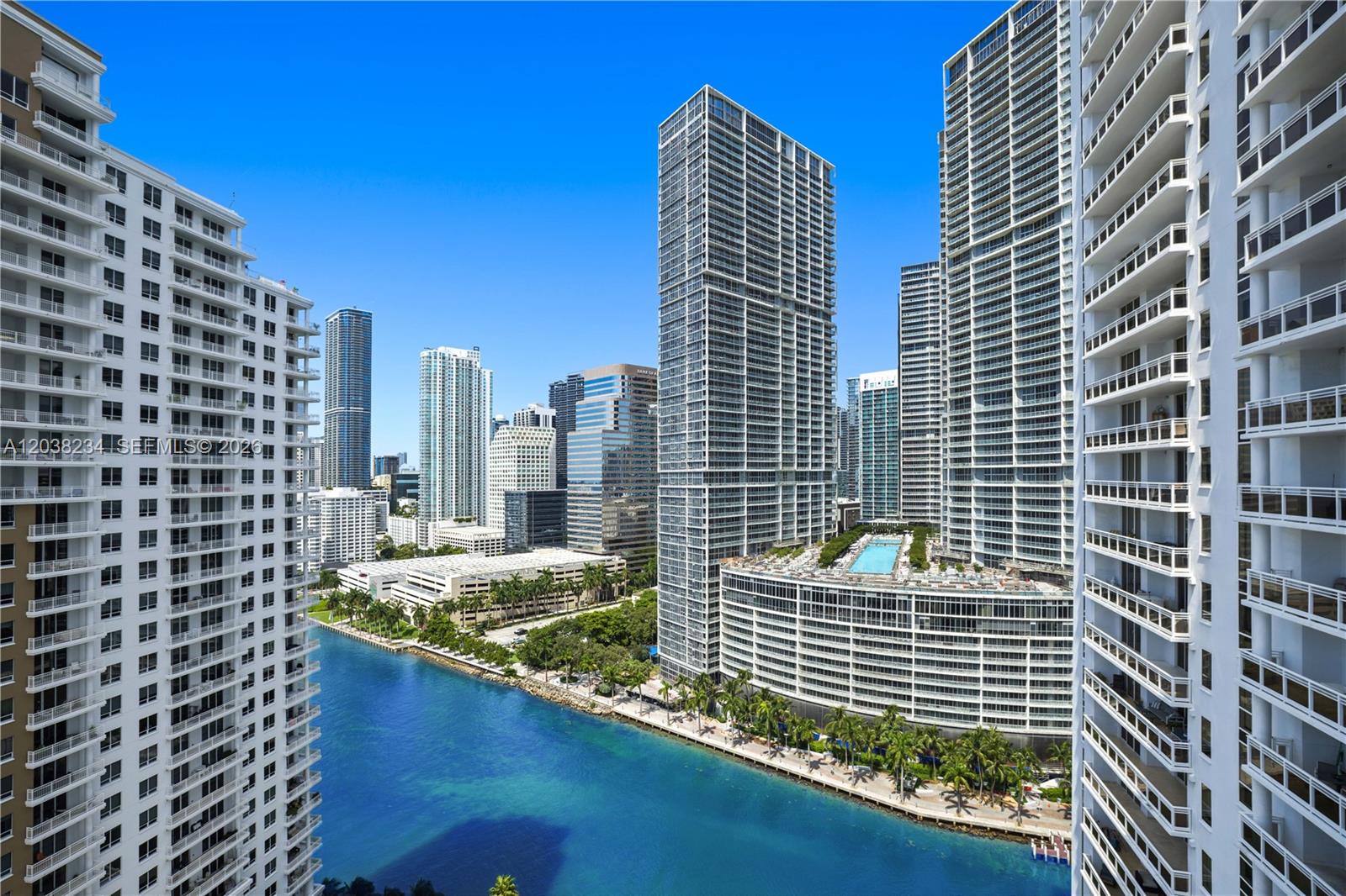 901 Brickell Key Boulevard, Unit 2408 Miami, FL 33131 - Photo 39 of 43