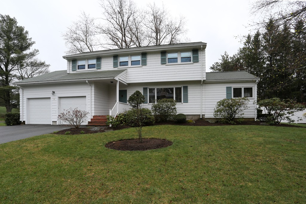 9 Brooks Road Wayland, MA 01778 - Photo 1 of 15 Gallery Image 1