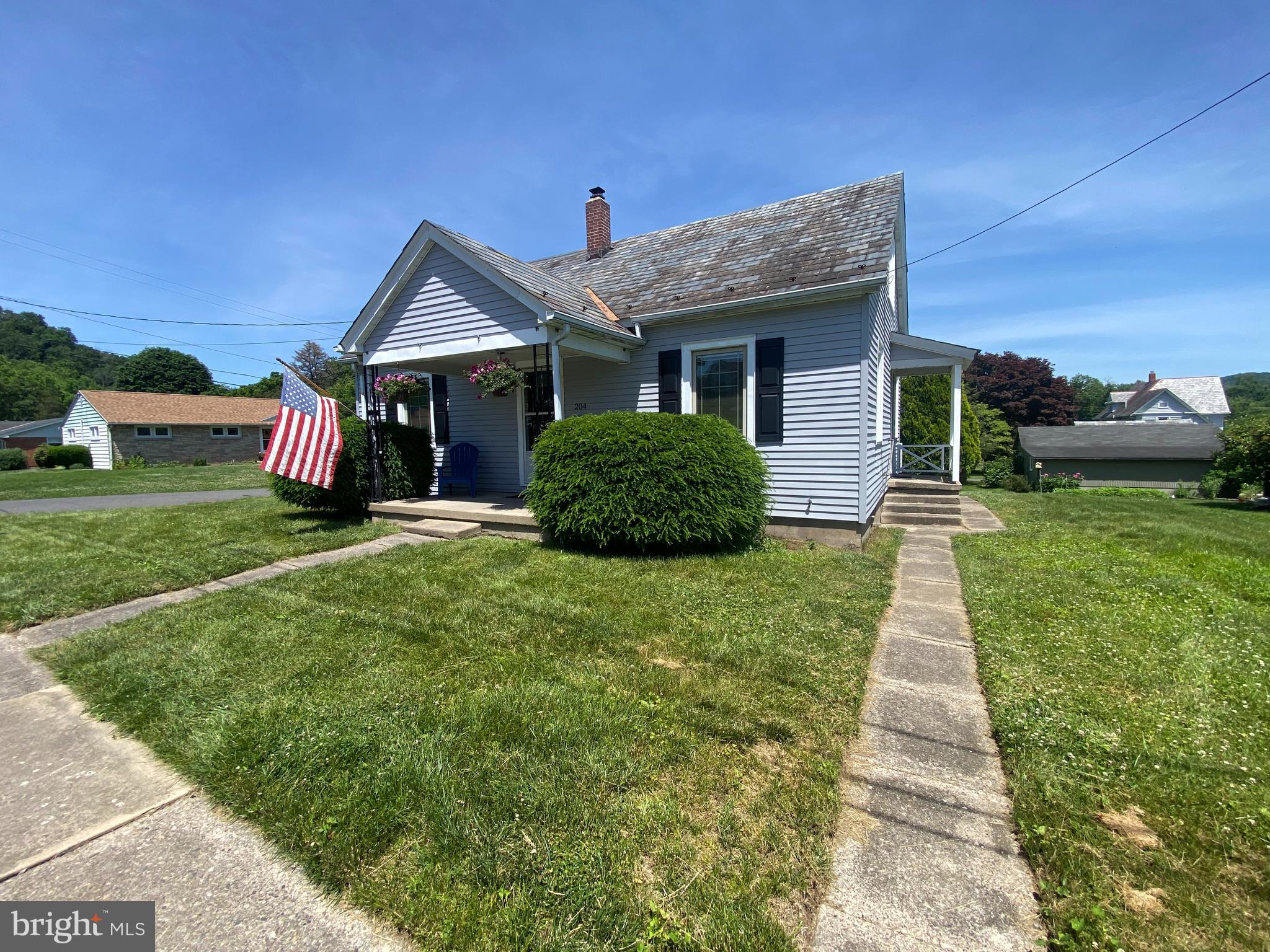 204 Fairview Road Riegelsville, PA 18077 - Photo 2 of 38