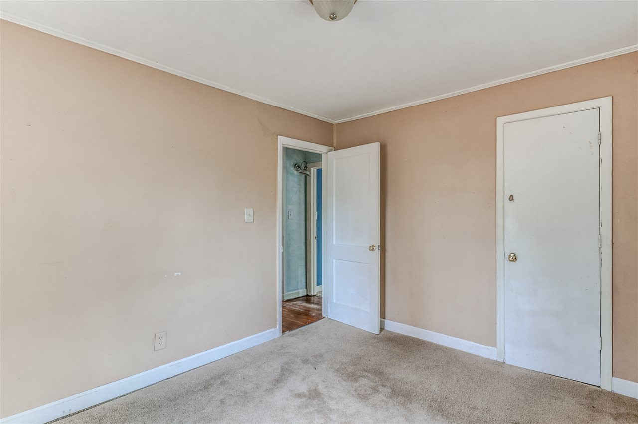 1729 Dallas Street Raleigh, NC 27610 - Photo 17 of 21 Photo 17