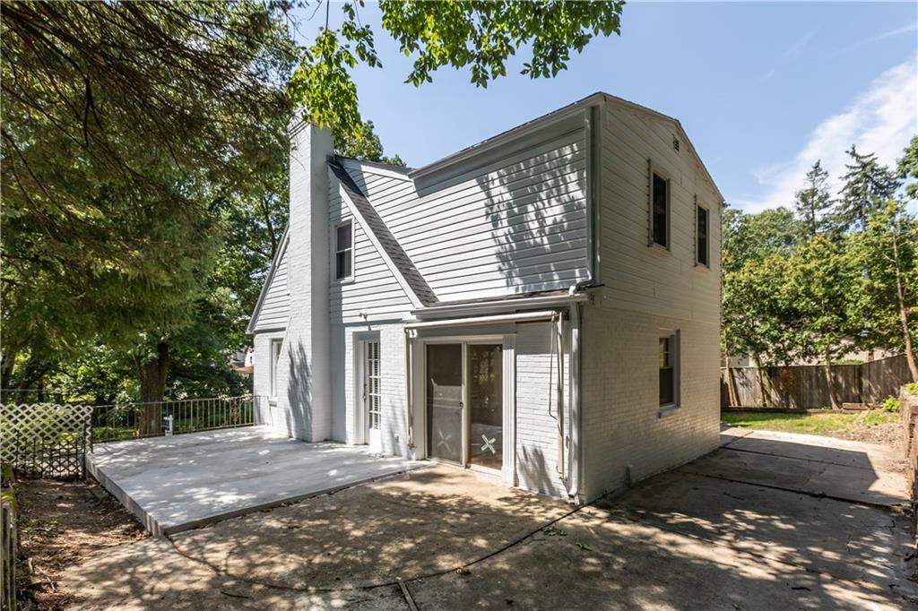 607 West Waldheim Road Pittsburgh, PA 15215 - Photo 3 of 24