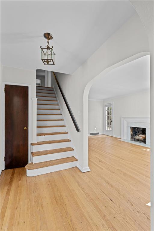 607 West Waldheim Road Pittsburgh, PA 15215 - Photo 5 of 24