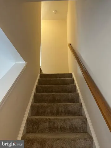 $2,600 | 7941 Foxcrest Court, Unit 7941, Potomac, MD 20854