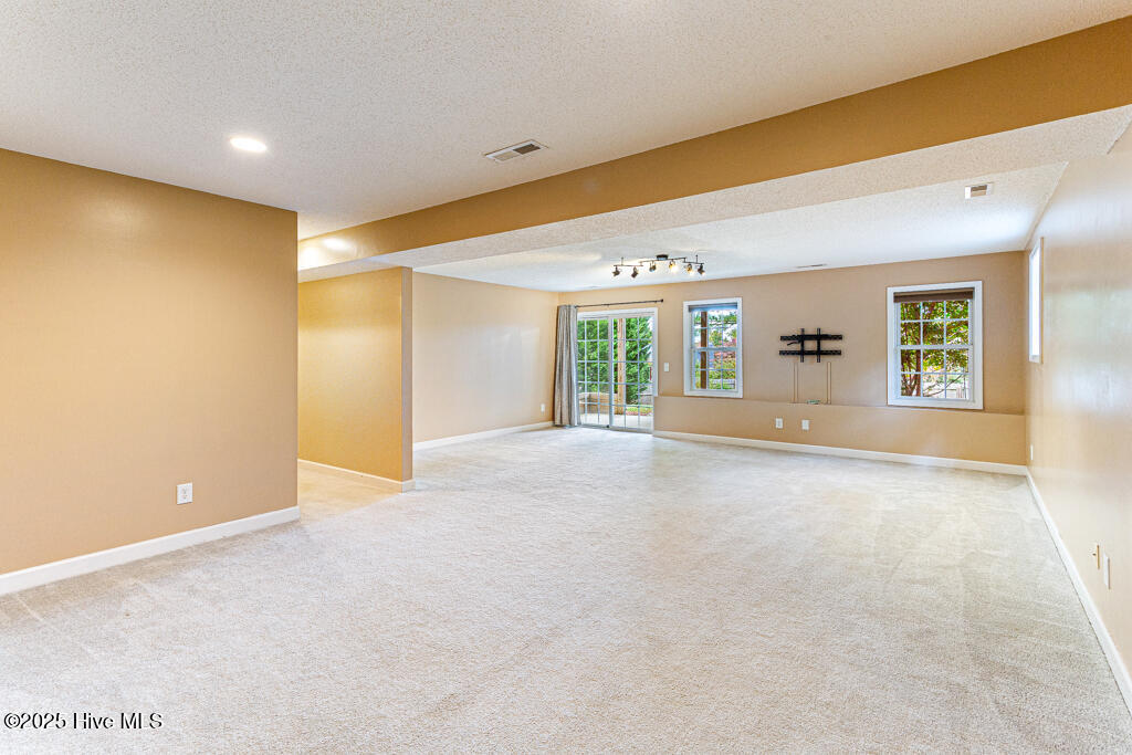 2 Beryl Circle Pinehurst, NC 28374 - Photo 12 of 54 2 Beryl Cir-Reshoot-LR-JFP-24