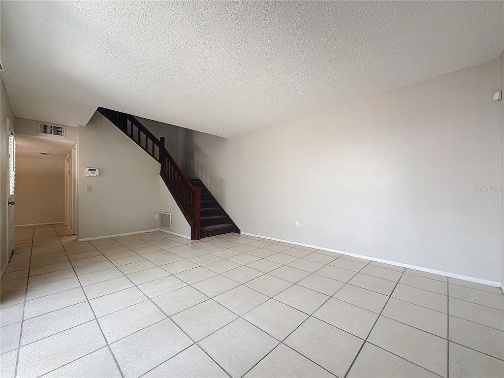 4616 Lighthouse Circle, Unit 101 Orlando, FL 32808 - Photo 6 of 27