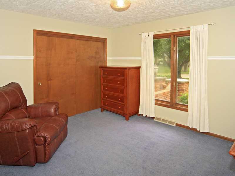462 Ridge Road Greenwood, IN 46142 - Photo 12 of 18 Gallery Image 12