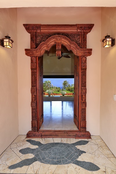 560 North Holokai Road Haiku, HI 96708 - Photo 5 of 30 a view of entryway