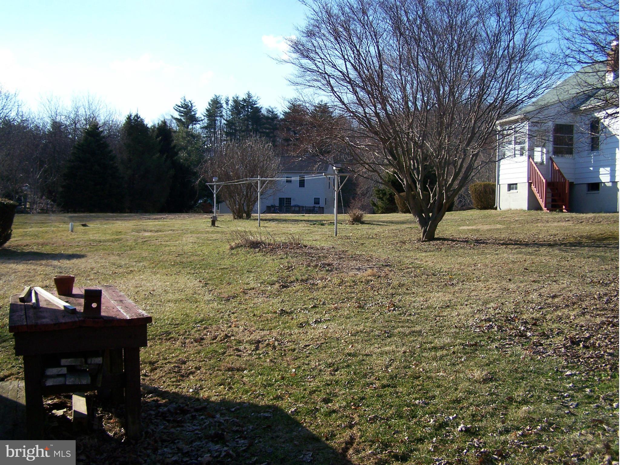 2719 Barrick Road Finksburg, MD 21048 - Photo 5 of 23 Back yard