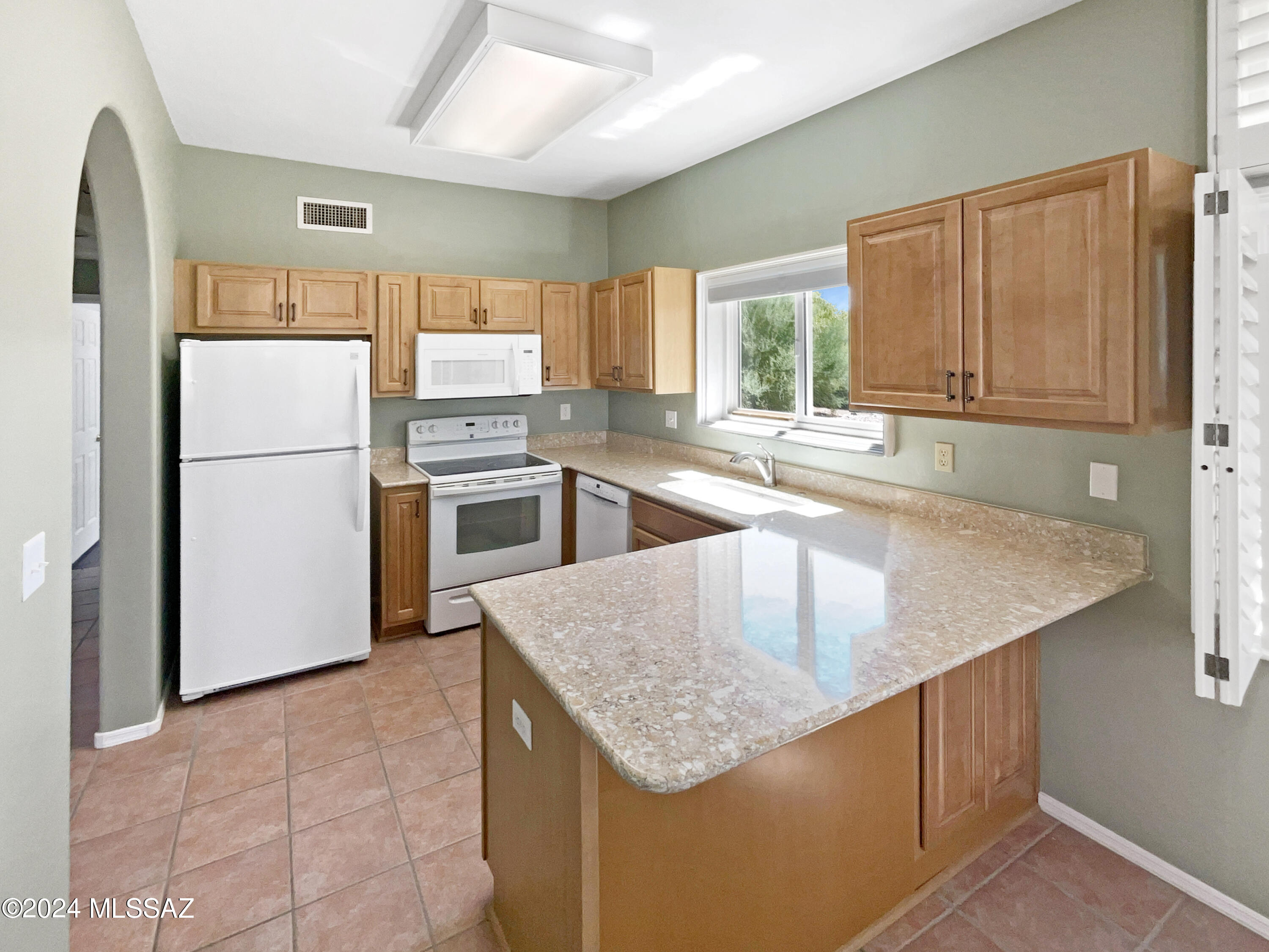 1740 North Rio Mayo Green Valley, AZ 85614 - Photo 13 of 21 Gallery Image 13