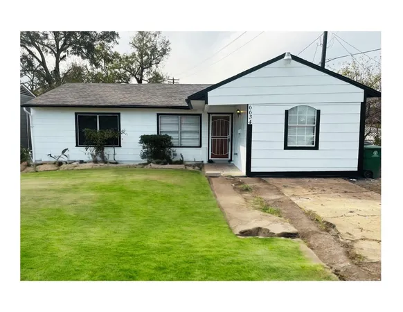 $1,750 | 6634 Cresthill Street, Houston, TX 77033