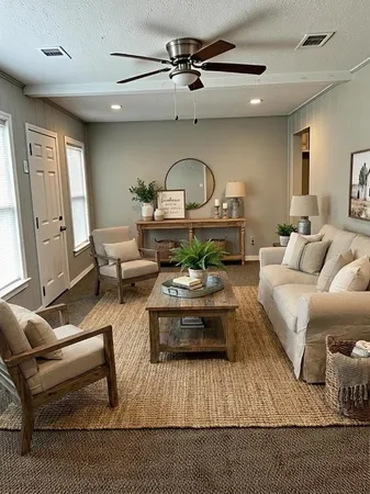 $1,750 | 6634 Cresthill Street, Houston, TX 77033