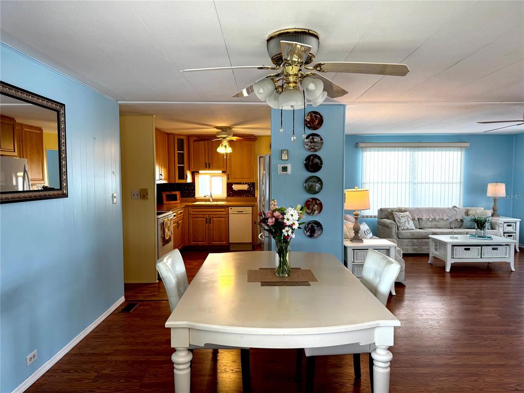 5740 Hyacinth Road Venice, FL 34293 - Photo 5 of 21