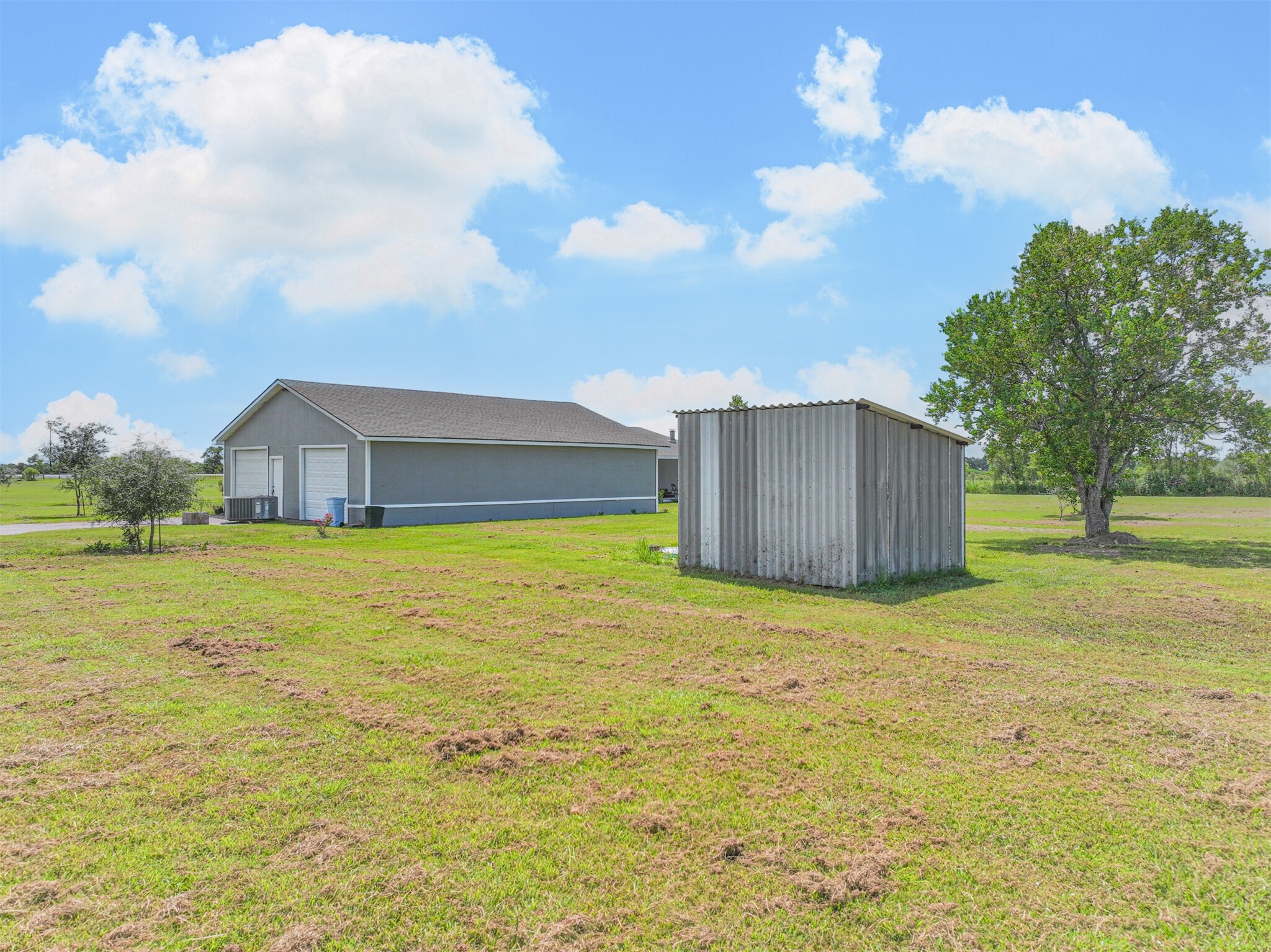 14515 Farm To Market Road 523 Angleton, TX 77515 - Photo 6 of 25 a house view with a ocean view