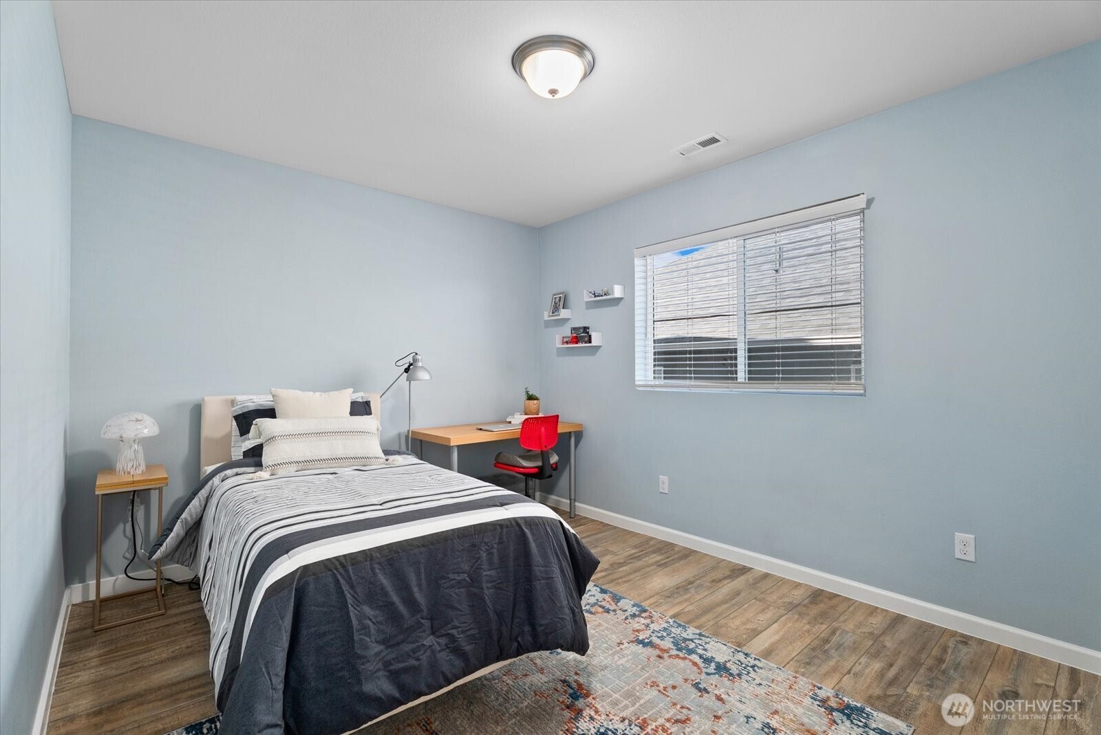 9924 7th Place Southeast Lake Stevens, WA 98258 - Photo 16 of 40