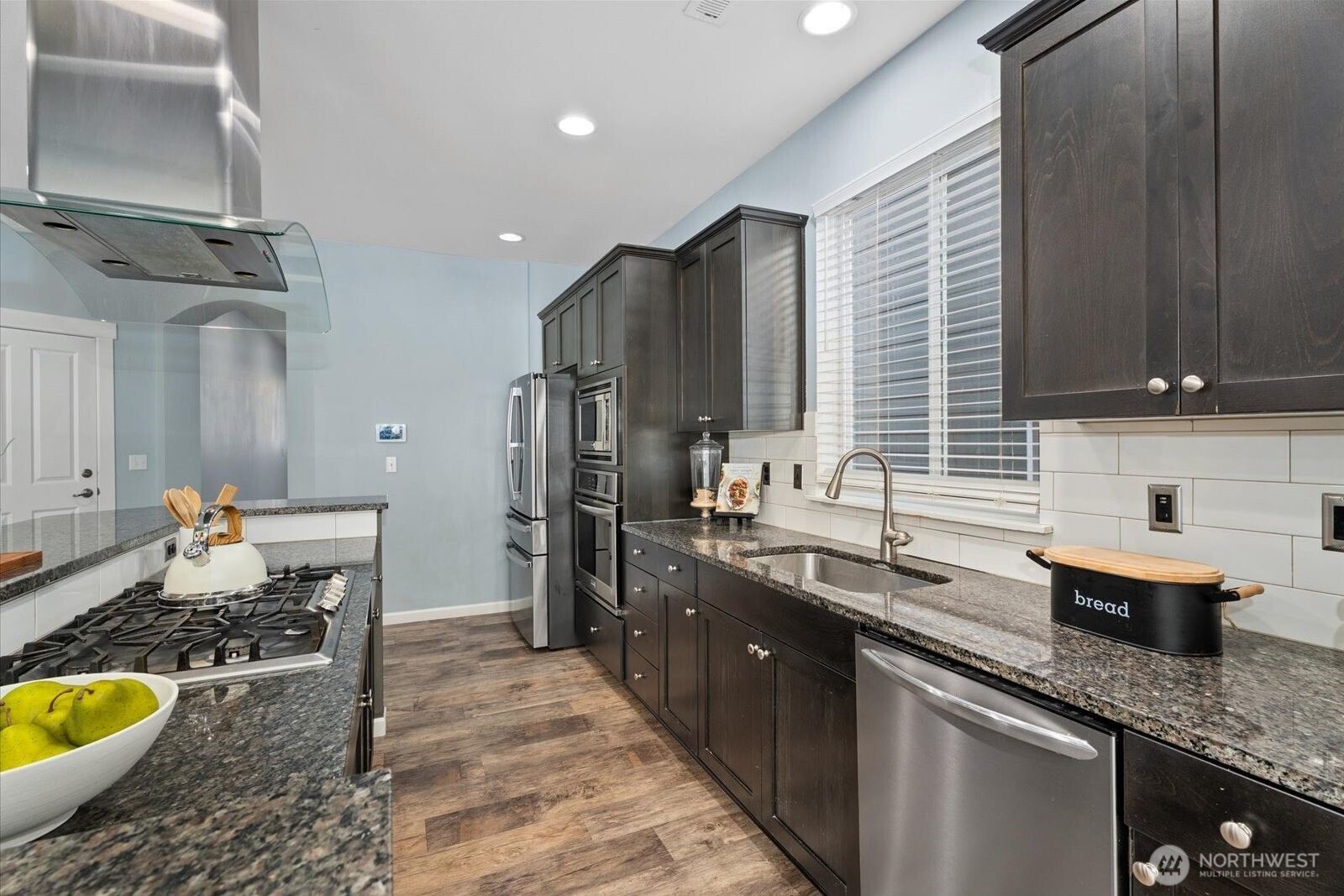 9924 7th Place Southeast Lake Stevens, WA 98258 - Photo 10 of 40