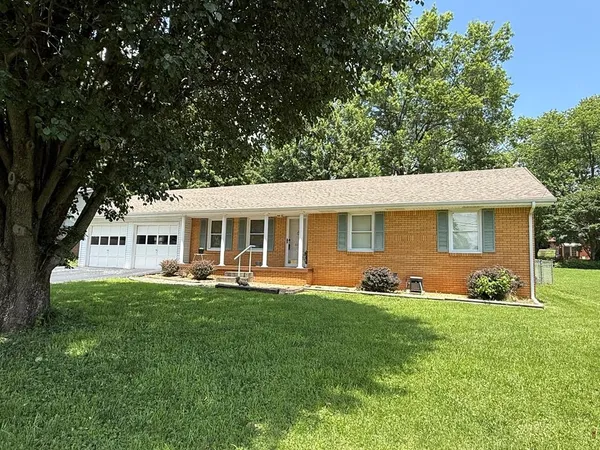 $189,900 | 406 Hershey Drive, Hopkinsville, KY 42240