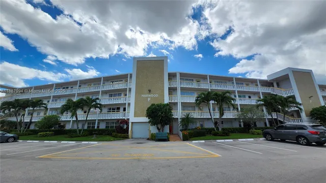 a car parked in front of a building