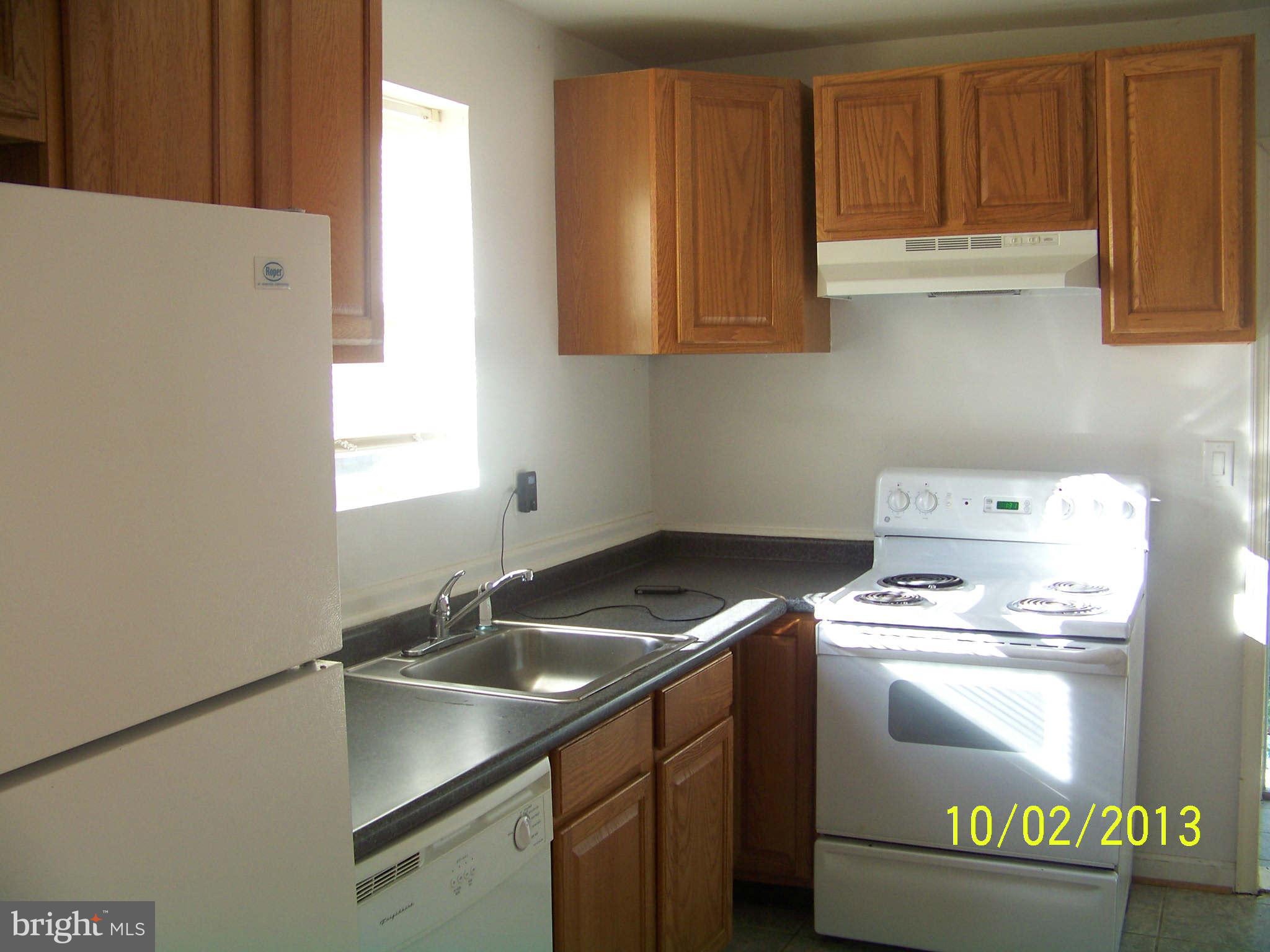 4408 Allies Road Morningside, MD 20746 - Photo 3 of 15 Kitchen