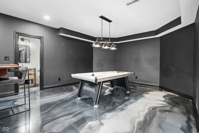 $995,000 | 6049 West Foster Branch Drive, Pendleton, IN 46064